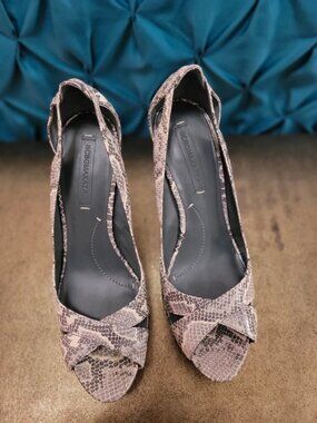 BCBG Max Azria Pumps – Size 10 - New